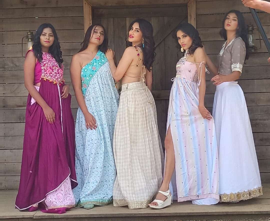 Beige Sleeveless Frock Dress